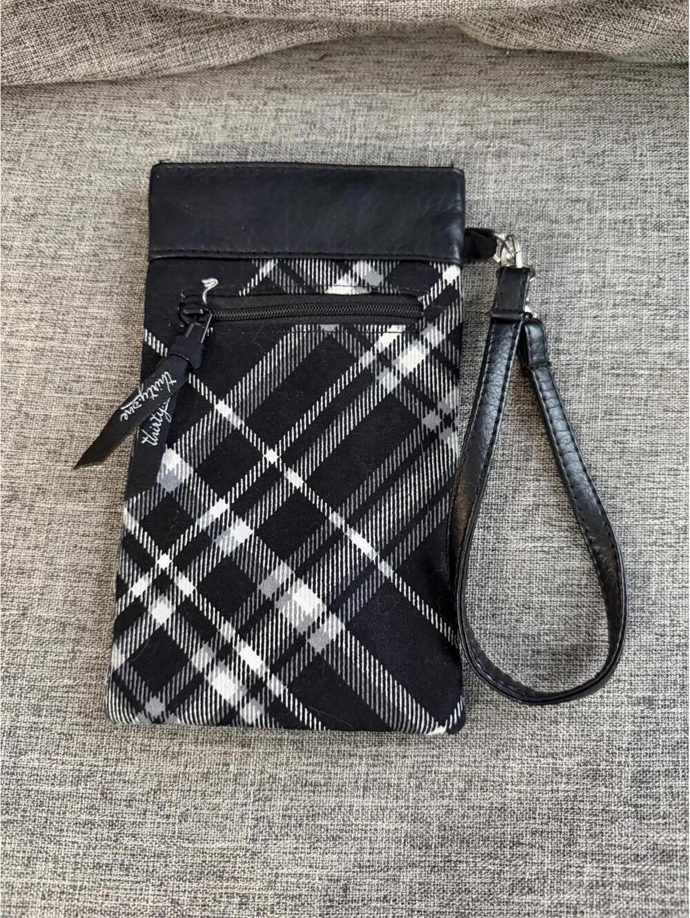 Thirty One Pinch Top Wristlet Black Pick Me Plaid